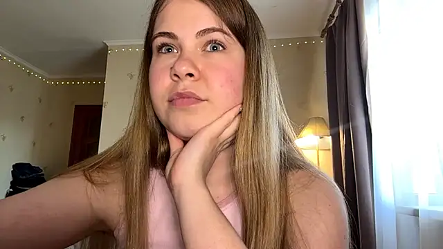 Chat +18 de Amy_Maev ao vivo