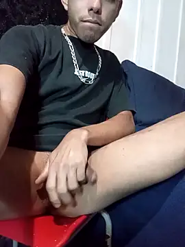 Chat XXX ao vivo de SEBASTHIAN