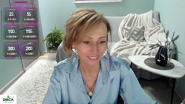 HornyMilf_777's Live XXX Chat