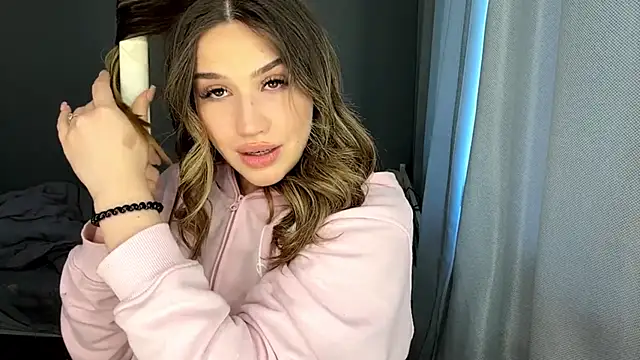 PokeyGripes live XXX chat