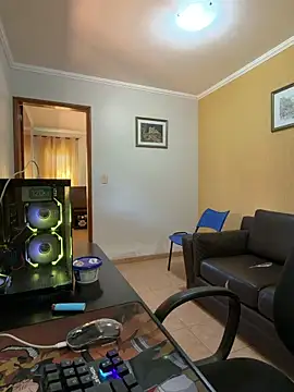MeladoDiMel Pertunjukan Webcam