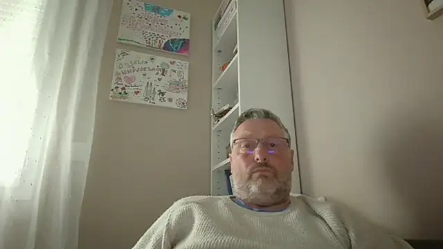 doudou310 Webcam show