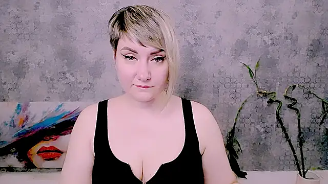 Djullia's Live XXX Chat