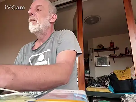 PierPesaroX Live XXX-Chat