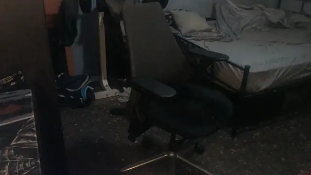 SexxxyLouis Webcam show