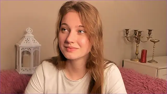RubieHeiser Adlı Modelin Canlı XXX Sohbeti
