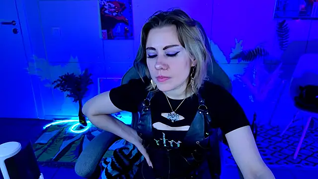 Czat XXX na żywo – Kumiho_7777