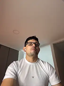 Živý XXX chat TroyeSavage