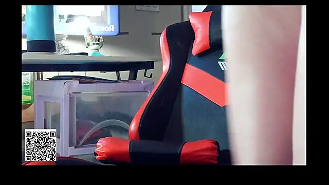 sugahfreeee's Webcam Show