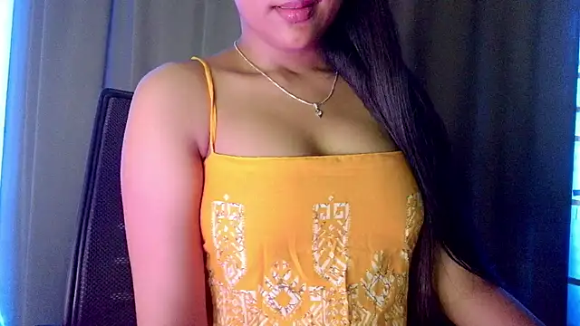 sima_babe Show in webcam