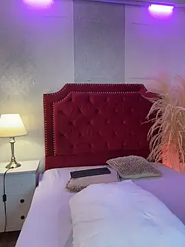 Spicy_Loverss_'s Webcam Show