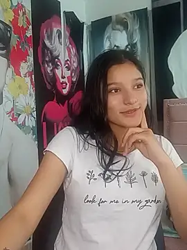 Sweet_Innocence_ Show in webcam