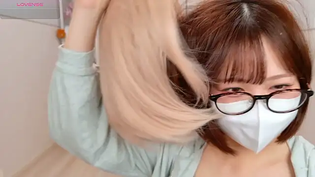 Živý XXX chat chii_chan_o0