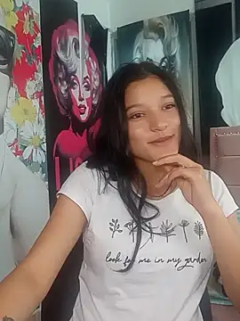 Sweet_Innocence_ Live XXX Chat