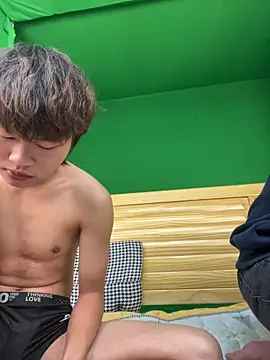 XXX chat uživo modela -OvO-