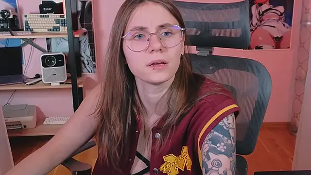 XXX chat uživo modela _AnnaStark_