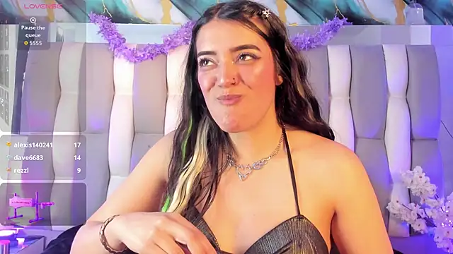 IsaDiiaz Adlı Modelin Canlı XXX Sohbeti