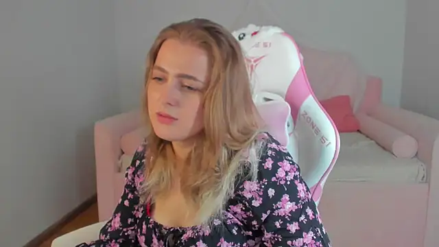 Chat XXX en directo de EllaBells