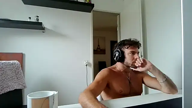 alpha-hunk: απευθείας συνομιλία ΧΧΧ