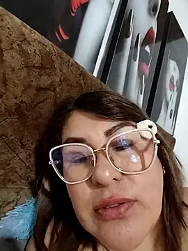 Živý XXX chat AlexxiaaMat