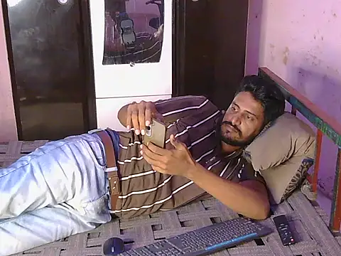 HotXKrish লাইভ XXX চ্যাট