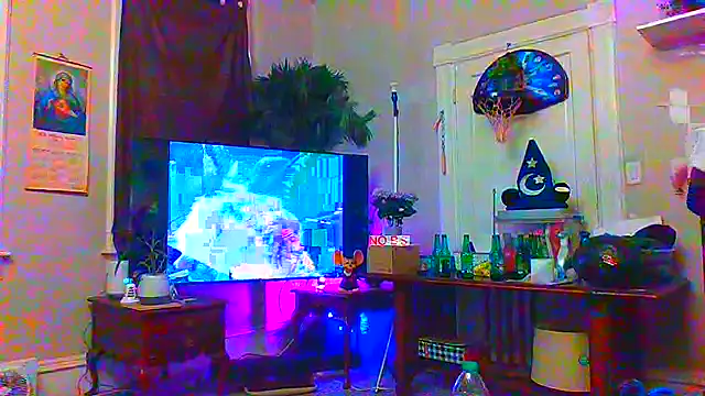 UI69TONYXUAN's Webcam Show