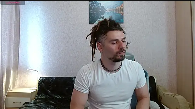 Show modela Aestheticguy101 na web-kameri