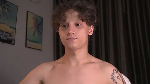 Nicky_nealn Webbikameraesitys