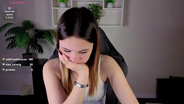 Lori_Bllossom Obrolan Langsung XXX