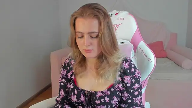 EllaBells Live XXX Chat