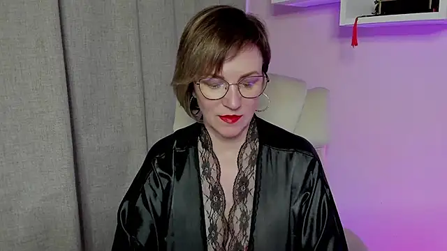 Chatroom XXX en direct de feliziaDesire