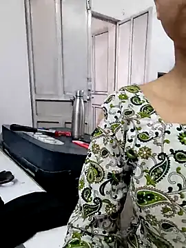 KumarSilencesex21のウェブカメラショー