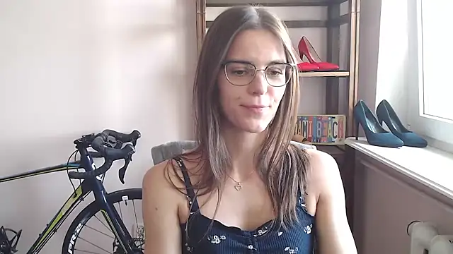 XXX chat uživo modela love_megi