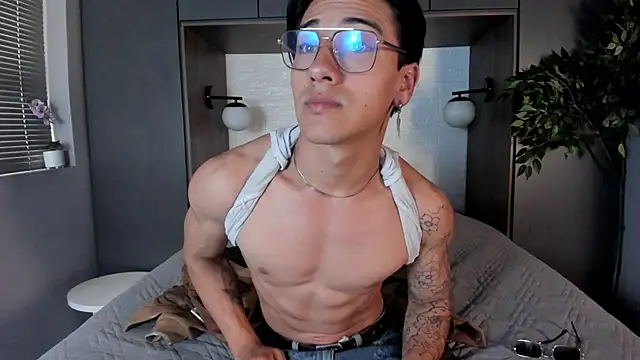 Show modela Andy_Joy_ na web-kameri