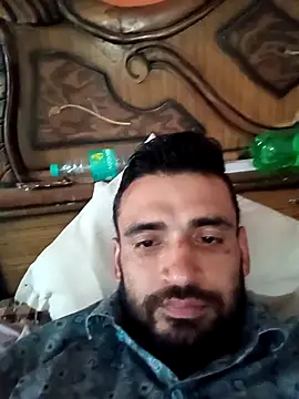 Show modela gauravsexy na web-kameri