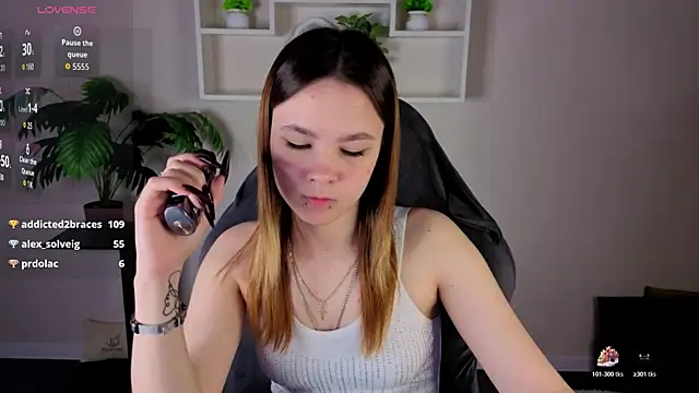 Lori_Bllossom Obrolan Langsung XXX