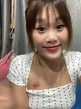 Ly-sexyy 网络视讯表演