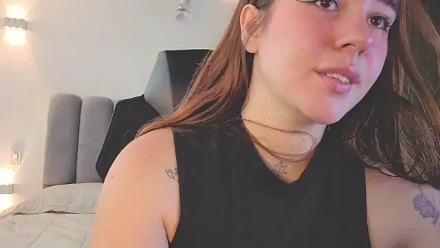 AlliceLover: απευθείας συνομιλία ΧΧΧ