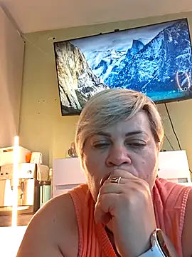 Show modela MilkySky na web-kameri