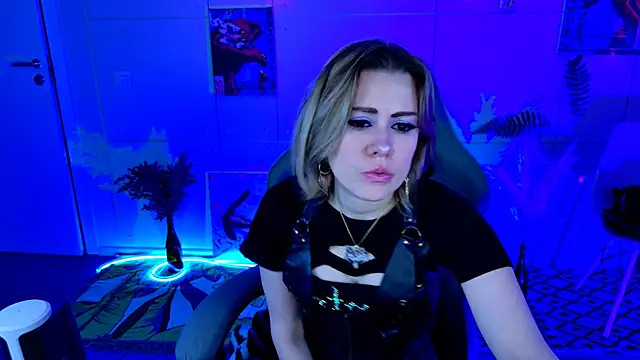 Kumiho_7777's Live XXX Chat