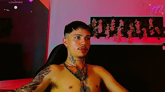 Chat +18 de HannibalLester ao vivo