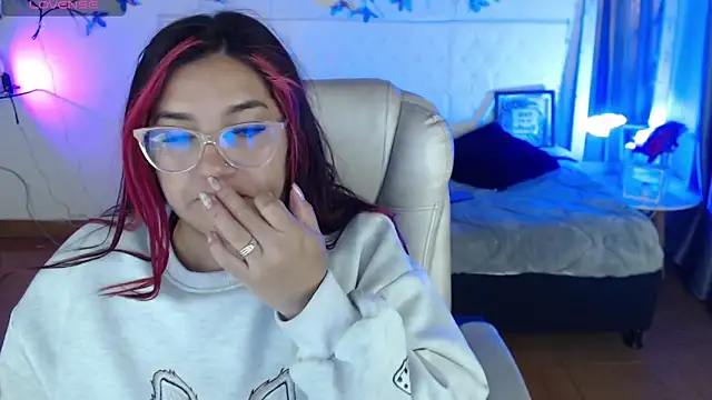 Chat XXX en directo de Tiana_27