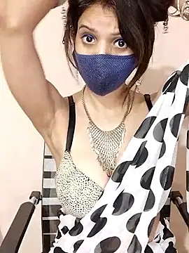 lovelyrosewifeyのライブXXXチャット