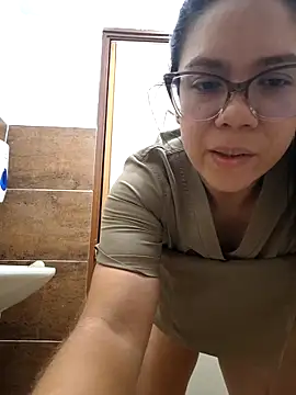 Aila_Phone's Live XXX Chat