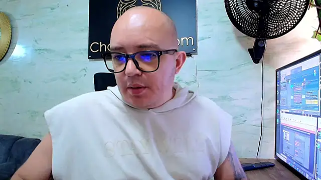 maximo_daddy 网络视讯表演