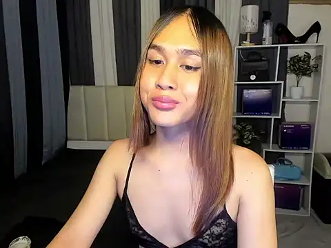 DaniCuntutin 在線直播表演
