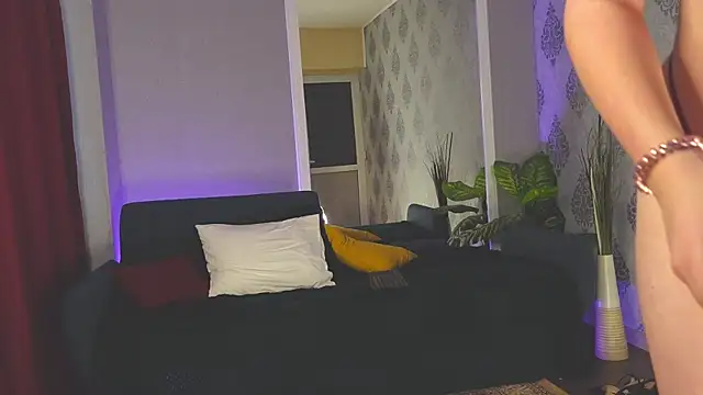 Webkamerová show PeachyPixiee