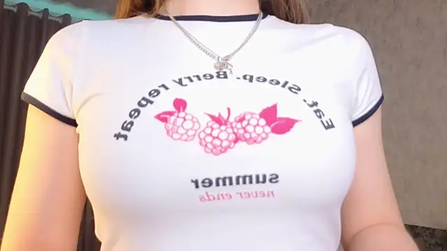Chat XXX en directo de Luyten726_8B