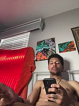 BigPrettyDick777's Webcam Show