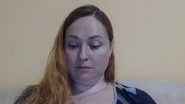 Chat +18 de Foxy_Kate3333 ao vivo